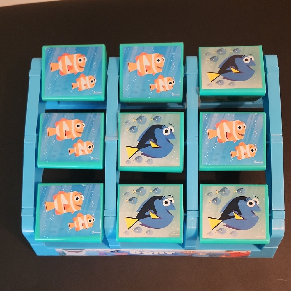Disney Finding Nemo Tic-Tac-Toe Game - Blue and Orange Missing Pieces
